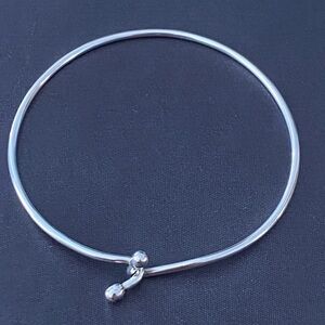 Silver Tiffany Wire Hook Bangle